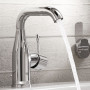 Смеситель для раковины Grohe Essence New 23462001